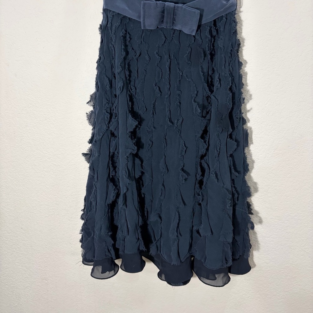 White House Black Market Ruffled Strapless Cocktail Fit N Flare Silk Dress Sz 0 - Picture 4 of 11